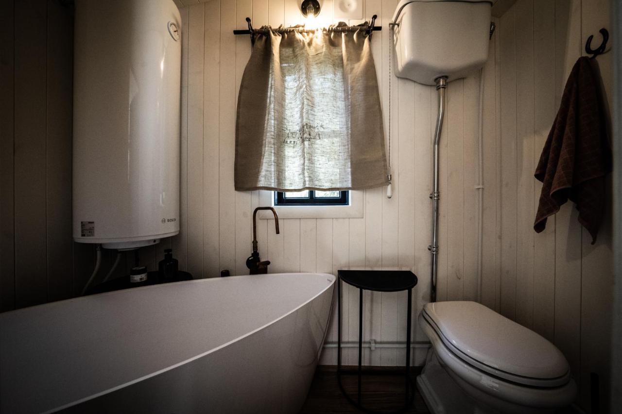 Mily Mlyn Apartman Lubrza  Kültér fotó