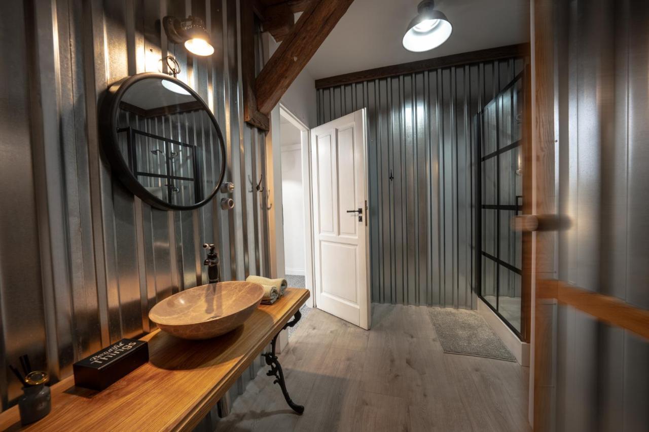 Mily Mlyn Apartman Lubrza  Kültér fotó